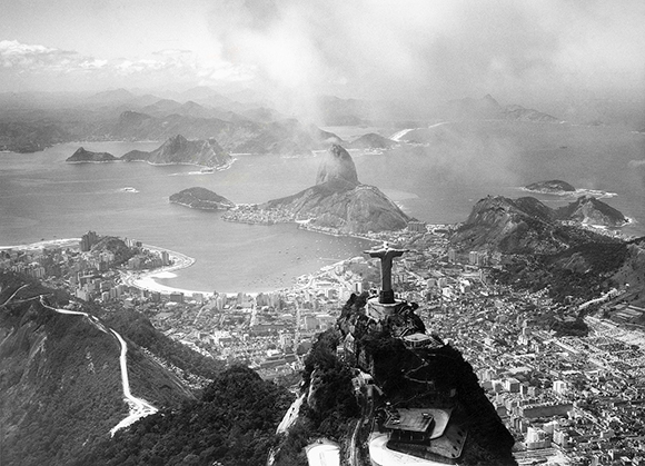 Vista aérea do Rio de Janeiro, 1965/70 | Carlos Moskovics / Acervo IMS